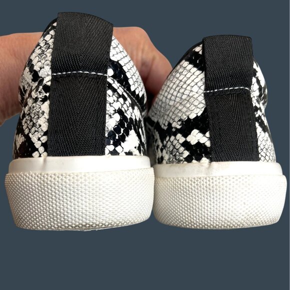 Slip-On Sneakers Black White Snake Flats Casual Walking Shoes Jenn Ardor Size 10 - Picture 7 of 12